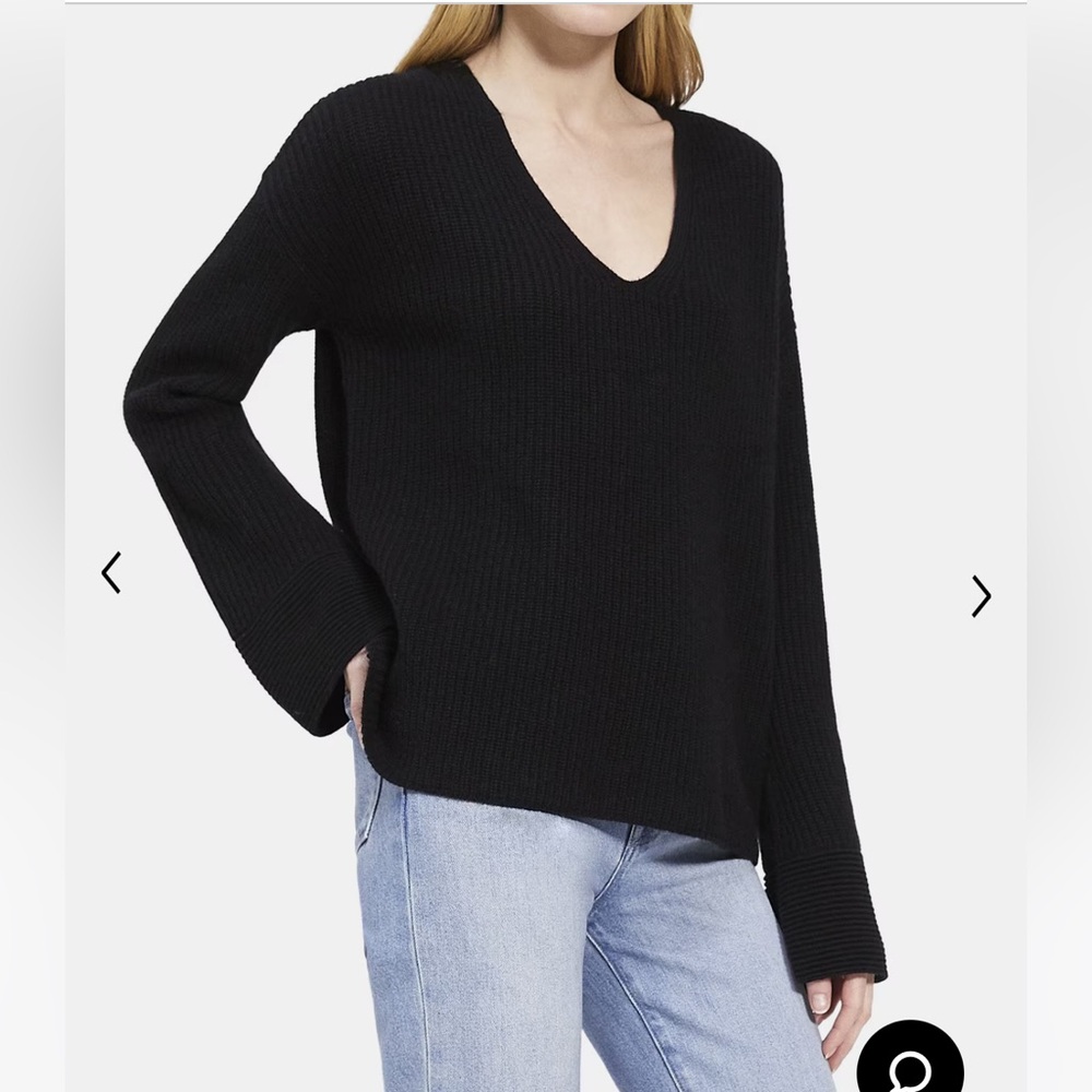 Theory V-Neck Ribbed Cuff Pullover Cashmere Black Bell Sleeves Relaxed size S